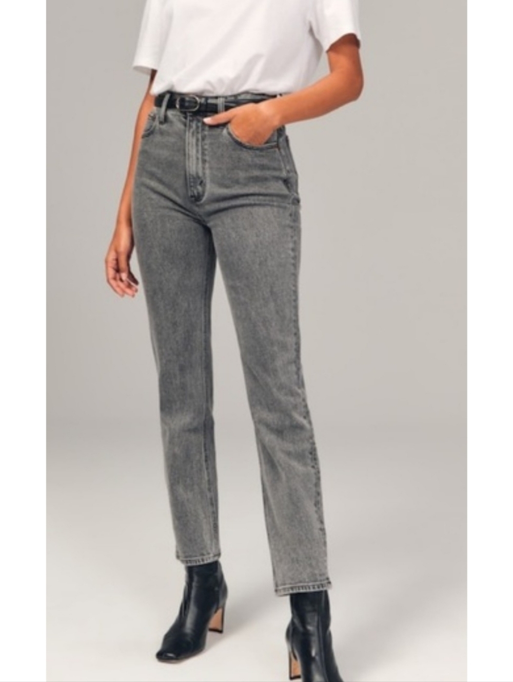 Abercrombie & Fitch The Ankle Straight Jeans Gray Wash Size 0 Short